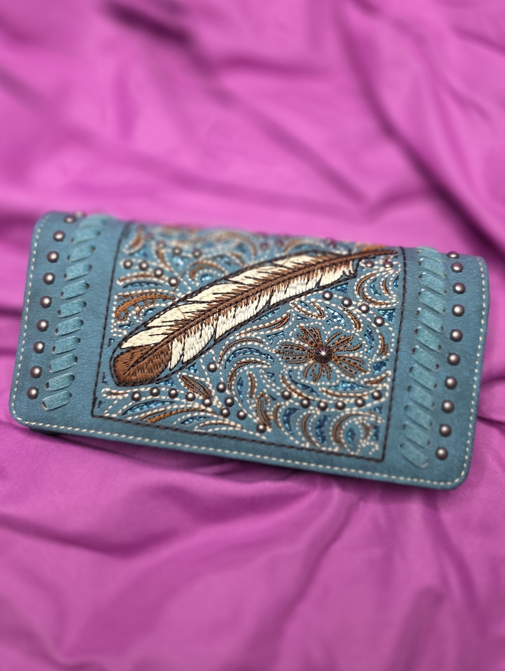 NWT Montana West Embroidered Feather Wallet Wristlet Turquoise